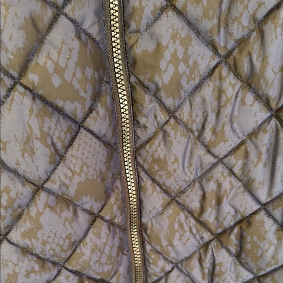 Athleta black & navy quilted puffy vest - Picture 2 of 11